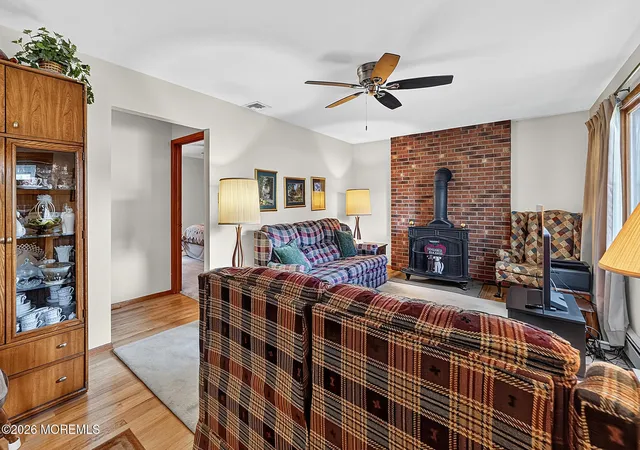Photo 3 of Single family home for sale at 258 Forsgate Dr, Jamesburg, NJ 08831 | MLS# 22630034 | Listing updated on 2026-09-25