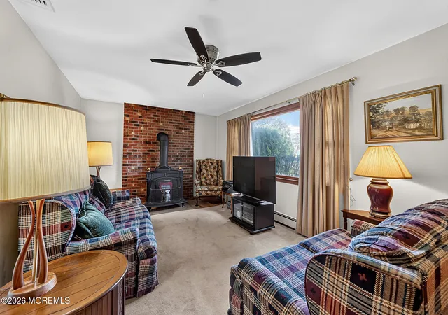 Photo 4 of Single family home for sale at 258 Forsgate Dr, Jamesburg, NJ 08831 | MLS# 22630034 | Listing updated on 2026-09-25