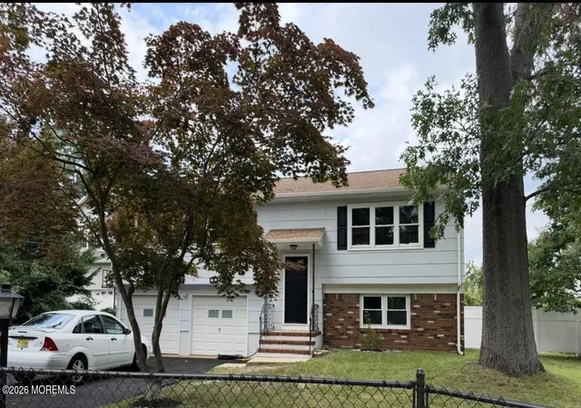 Photo 1 of Single family home for sale at 98 Kettle Crk Rd, Toms River, NJ 08753 | MLS# 22631546 | Listing updated on 2026-10-07