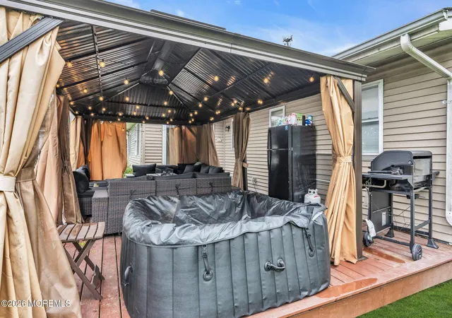 Photo 3 of Single family home for sale at 655 Ellicott Ave, Toms River, NJ 08753 | MLS# 22630101 | Listing updated on 2026-09-24