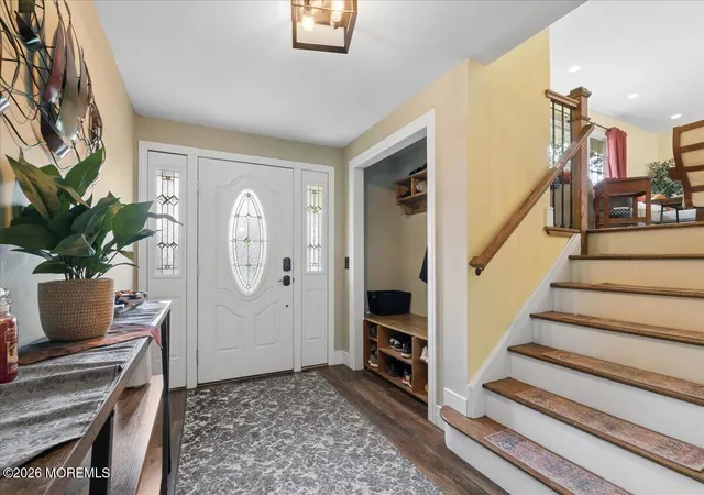 Photo 4 of Single family home for sale at 7 Sandspring Dr, Eatontown, NJ 07724 | MLS# 22630058 | Listing updated on 2026-09-23