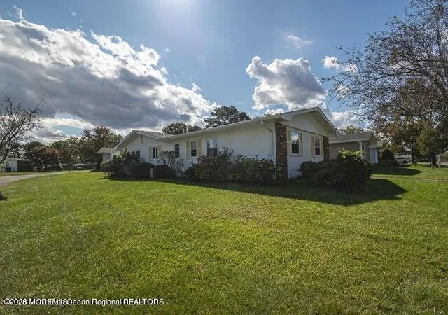 Photo 1 of Single family home for sale at 15 Clay Cir, Brick, NJ 08724 | MLS# 22632954 | Listing updated on 2026-10-25