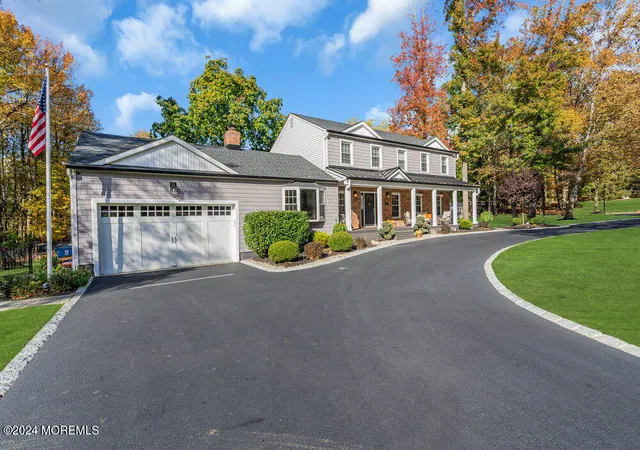 Photo 3 of Sale Pending at 9 Stevens Dr, Holmdel, NJ 07733 | MLS# 22630102 | Listing updated on 2026-10-01