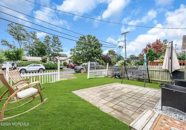 Photo 3 of Single family home for sale at 337 Shoreland Cir, South Amboy, NJ 08879 | MLS# 22630106 | Listing updated on 2026-10-05