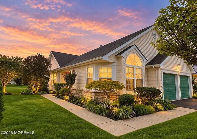 Photo 1 of Sale Pending at 2531 Ridgemont Ct, Toms River, NJ 08755 | MLS# 22630072 | Listing updated on 2026-10-16