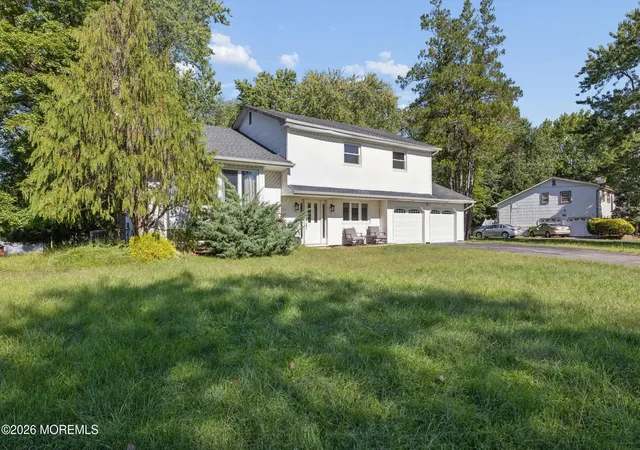 Photo 3 of Single family home for sale at 4 Wylie Ter, Morganville, NJ 07751 | MLS# 22630068 | Listing updated on 2026-10-06
