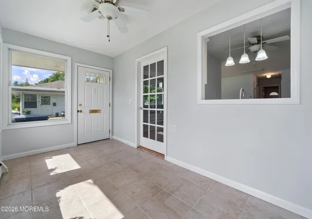 Photo 3 of Single family home for sale at 48 Berkshire Ct, Toms River, NJ 08753 | MLS# 22630109 | Listing updated on 2026-09-29
