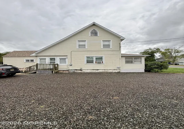 Photo 2 of Single family home for sale at 623 E Bay Ave, Barnegat, NJ 08005 | MLS# 22630086 | Listing updated on 2026-09-23