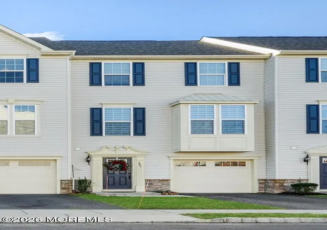 Listing Photo 1 - Condo for sale in building located at 407 Mississippi St, Toms River, NJ 08755 - Unit #707