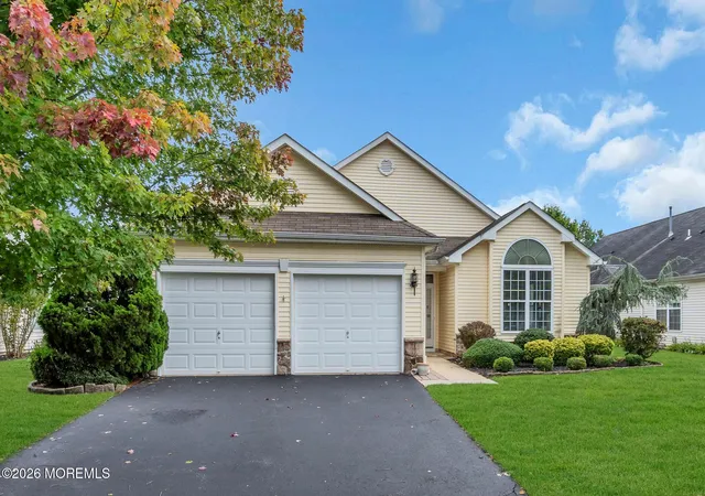 Photo 1 of Single family home for sale at 445 Monticello Ln, Lakewood, NJ 08701 | MLS# 22630111 | Listing updated on 2026-10-30