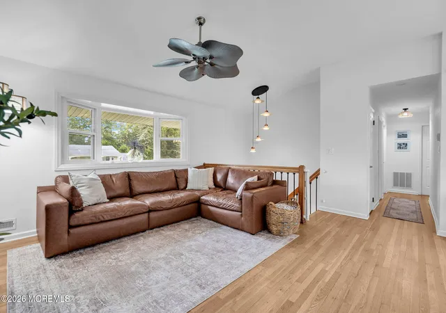 Photo 4 of Single family home for sale at 9 Kensington Dr, Howell, NJ 07731 | MLS# 22630178 | Listing updated on 2026-10-06
