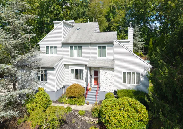 Photo 1 of Single family home for sale at 314 Sweetmans Ln, Millstone Township, NJ 08535 | MLS# 22630137 | Listing updated on 2026-10-16
