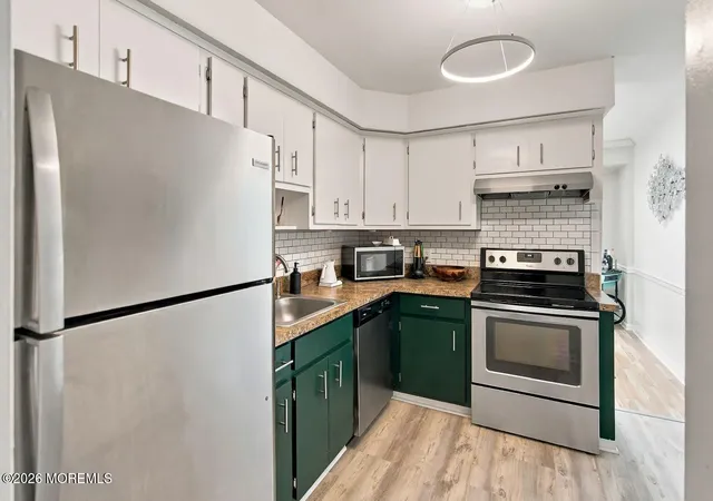 Photo 2 of Condo for sale at 86 Countryside Dr, Basking Ridge, NJ 07920 | MLS# 22630147 | Listing updated on 2026-09-27