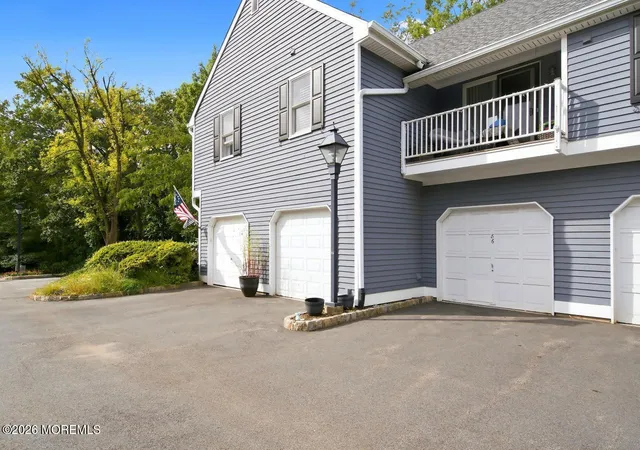 Listing Photo 5 - Condo for sale in building located at 86 Countryside Dr, Basking Ridge, NJ 07920