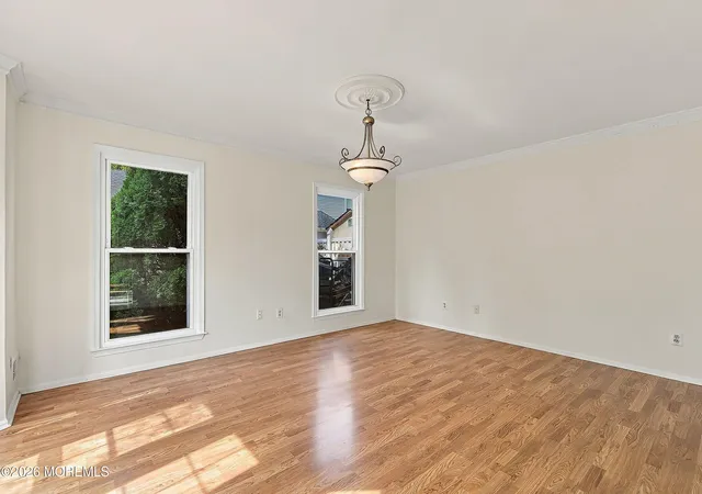 Photo 4 of Single family home for sale at 8 Lindner Ln, Howell, NJ 07731 | MLS# 22630174 | Listing updated on 2026-09-25