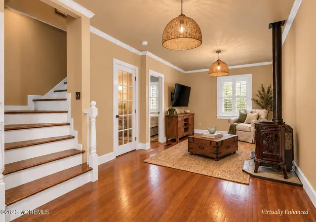 Photo 3 of Single family home for sale at 542 Clinton Ave, Belford, NJ 07718 | MLS# 22630188 | Listing updated on 2026-10-01