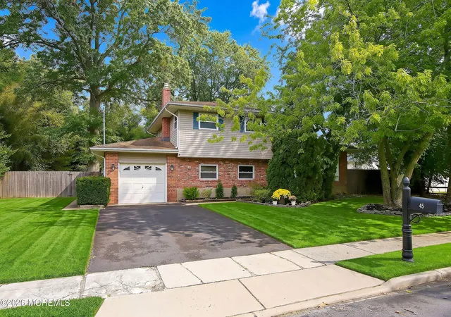 Photo 1 of Single family home for sale at 45 Oak Ter, Howell, NJ 07731 | MLS# 22630370 | Listing updated on 2026-10-07