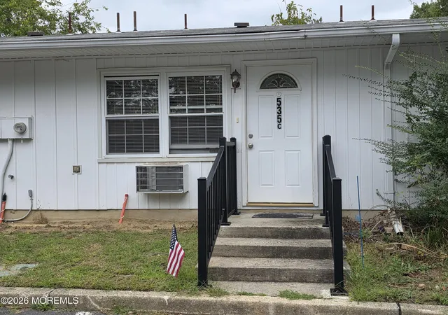 Photo 1 of Single family home for sale at 535 Dartmoor Ct #C, Lakewood, NJ 08701 | MLS# 22630238 | Listing updated on 2026-09-27