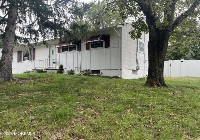 Photo 2 of Single family home for sale at 474 Dover Rd, Toms River, NJ 08757 | MLS# 22630234 | Listing updated on 2026-09-24