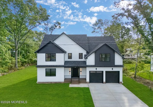 Photo 1 of Single family home for sale at 327 Arlington Ave N, Bayville, NJ 08721 | MLS# 22630252 | Listing updated on 2026-10-04