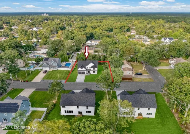 Photo 3 of Single family home for sale at 324 Arlington Ave N, Bayville, NJ 08721 | MLS# 22630267 | Listing updated on 2026-10-04