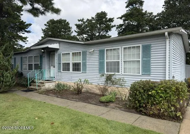 Photo 1 of Manufactured home for sale at 302 Kenwood Ct, Whiting, NJ 08759 | MLS# 22630275 | Listing updated on 2026-09-24