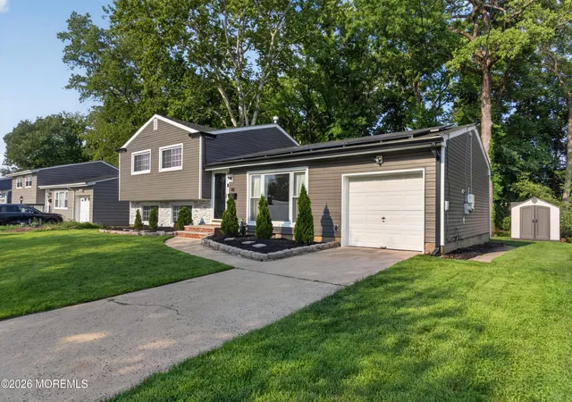 Photo 3 of Single family home for sale at 62 Annapolis Dr, Hazlet, NJ 07730 | MLS# 22630293 | Listing updated on 2026-09-29