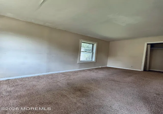 Photo 3 of Single family home for sale at 460 Netherwood Dr, Keyport, NJ 07735 | MLS# 22630319 | Listing updated on 2026-09-25