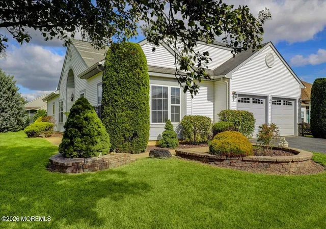 Photo 3 of Single family home for sale at 4 Margaux Dr, Manchester Township, NJ 08759 | MLS# 22630332 | Listing updated on 2026-09-28