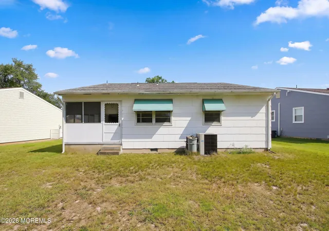 Photo 1 of Single family home for sale at 70 Brakenbury Dr, Toms River, NJ 08757 | MLS# 22630429 | Listing updated on 2026-09-25