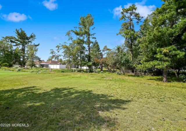 Photo 2 of Single family home for sale at 70 Brakenbury Dr, Toms River, NJ 08757 | MLS# 22630429 | Listing updated on 2026-09-25
