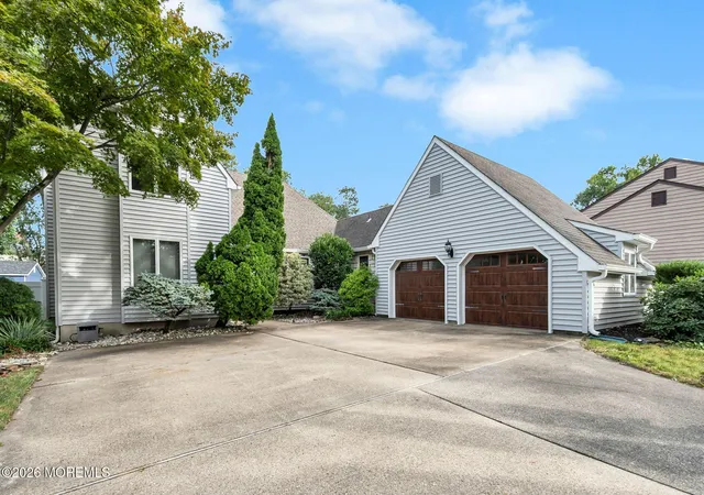 Photo 1 of Single family home for sale at 883 Goose Crk Rd, Toms River, NJ 08753 | MLS# 22630612 | Listing updated on 2026-09-29