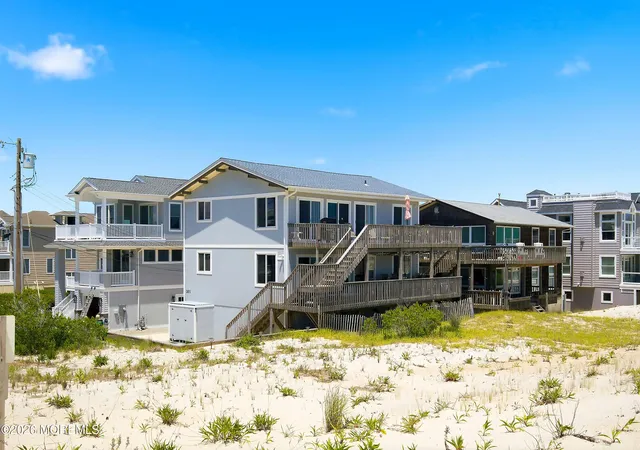 Listing Photo 4 - Condo for sale in building located at 201 Jefferis Ave, Beach Haven, NJ 08008