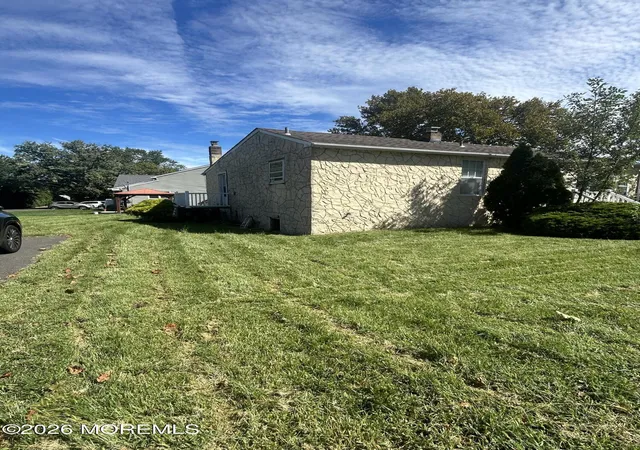 Photo 2 of Single family home for sale at 20 Avon St, Cliffwood, NJ 07721 | MLS# 22630411 | Listing updated on 2026-09-25
