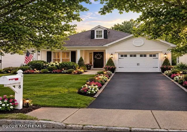 Photo 1 of Single family home for sale at 42 Spring Meadow Dr, Lakewood, NJ 08701 | MLS# 22630689 | Listing updated on 2026-10-21