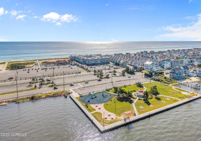 Listing Photo 1 - Condo for sale in building located at 438 New Jersey 35, Mantoloking, NJ 08738 - Unit #4110