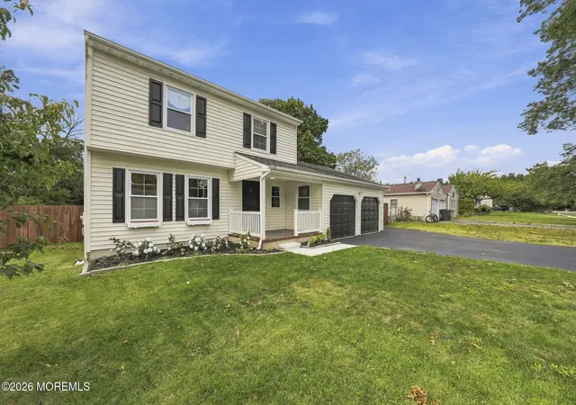 Photo 1 of Single family home for sale at 510 Pheasant Ln, Toms River, NJ 08753 | MLS# 22630940 | Listing updated on 2026-10-07