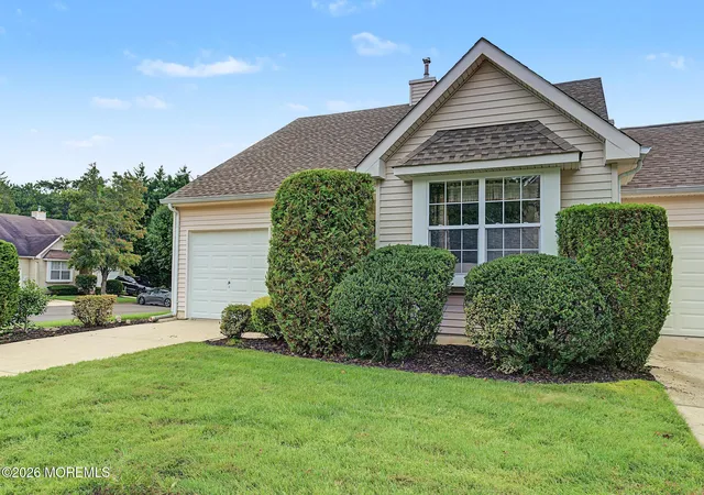 Photo 1 of Single family home for sale at 40 Pebble Beach Ln, Little Egg Harbor Twp, NJ 08087 | MLS# 22631018 | Listing updated on 2026-10-20