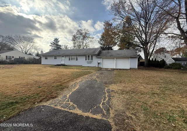Photo 1 of Sale Pending at 574 Hopping Rd, Belford, NJ 07718 | MLS# 22631103 | Listing updated on 2026-10-23