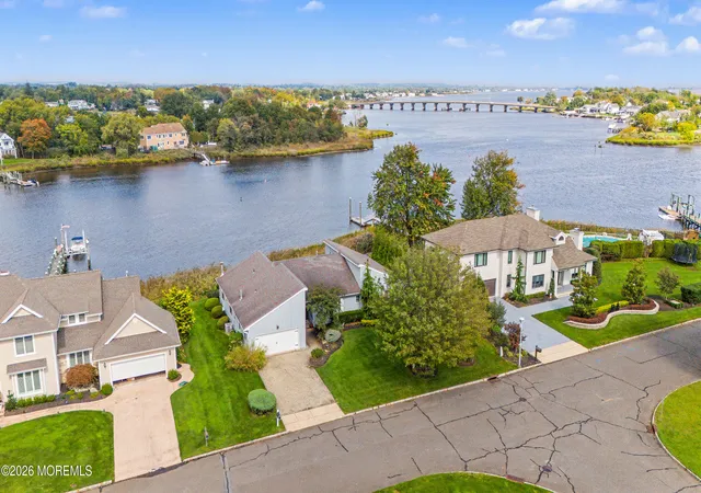Photo 1 of Single family home for sale at 7 Leeward Ct, Oceanport, NJ 07757 | MLS# 22631380 | Listing updated on 2026-10-27