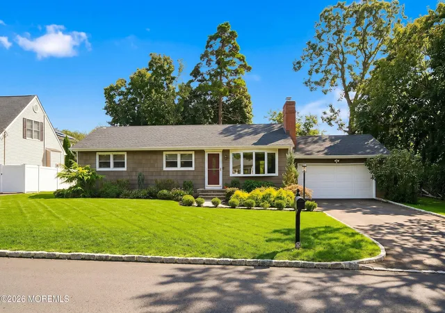 Photo 4 of Single family home for sale at 1625 Holly Blvd, Manasquan, NJ 08736 | MLS# 22632142 | Listing updated on 2026-10-20
