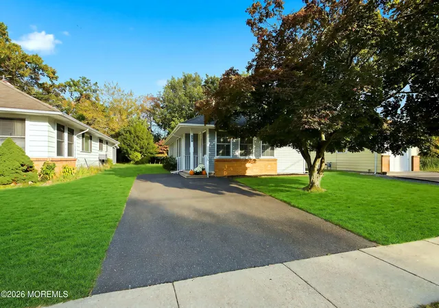Photo 1 of Single family home for sale at 2137 Mount Hood Ln, Toms River, NJ 08753 | MLS# 22631299 | Listing updated on 2026-10-25