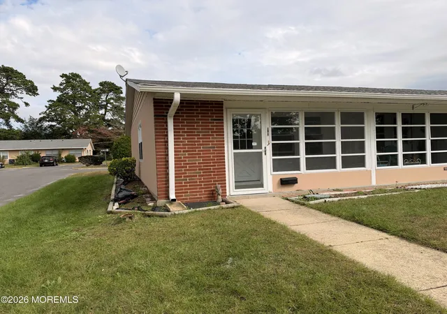 Photo 1 of Single family home for sale at 670a New Castle Ct, Lakewood, NJ 08701 | MLS# 22631336 | Listing updated on 2026-10-05