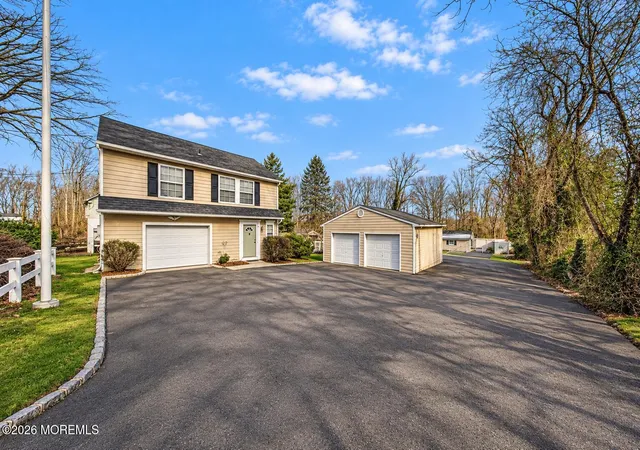 Photo 1 of Single family home for sale at 150 Magnolia Ln, Middletown, NJ 07748 | MLS# 22631585 | Listing updated on 2026-10-07