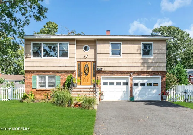 Photo 1 of Single family home for sale at 445 Bella Vista Rd, Brick, NJ 08724 | MLS# 22631441 | Listing updated on 2026-10-25