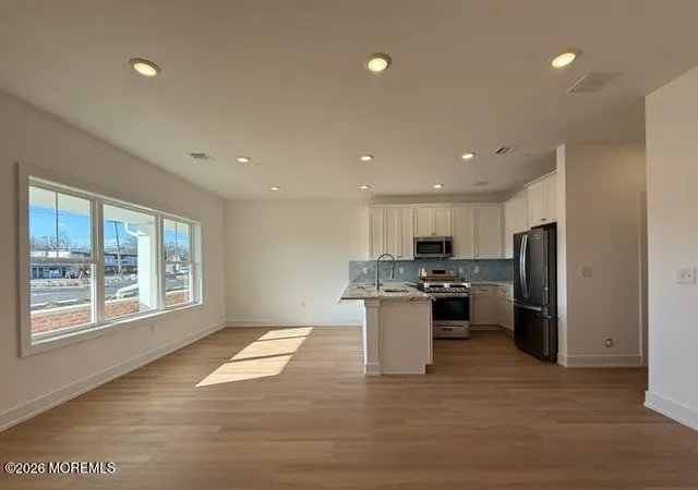 Listing Photo 4 - Condo for sale in building located at 629 Ocean Rd, Point Pleasant Beach, NJ 08742 - Unit #11