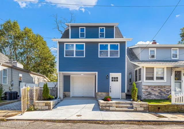 Photo 1 of Sale Pending at 18 Campview Ave, Keansburg, NJ 07734 | MLS# 22632454 | Listing updated on 2026-10-29