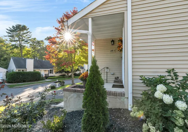 Photo 3 of Sale Pending at 24 Mulberry Ct #D, Brielle, NJ 08730 | MLS# 22632149 | Listing updated on 2026-10-19