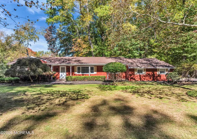 Photo 1 of Single family home for sale at 35 Heyward Hills Dr, Holmdel, NJ 07733 | MLS# 22632785 | Listing updated on 2026-10-27