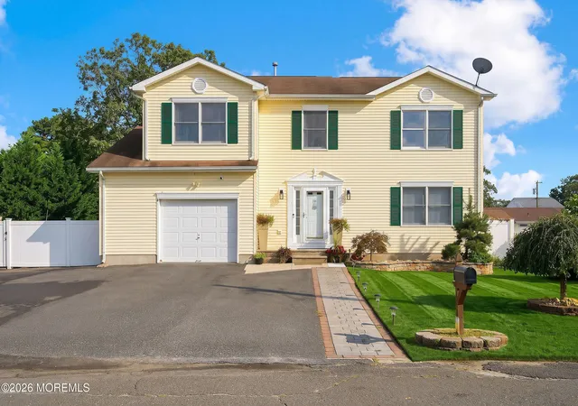 Photo 1 of Single family home for sale at 1118 5th Avenue, Toms River, NJ 08757 | MLS# 22631716 | Listing updated on 2026-10-22